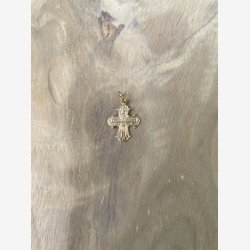 Dagmarkors i 14 kt. med lille rundt je