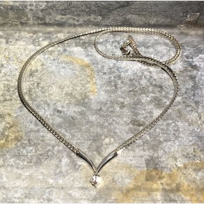 2.nd Hand - Halskde i slv med zirkon i fatning