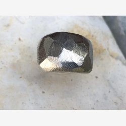 Facetteret ring i slv