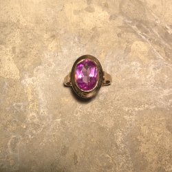 2.nd Hand - Guldring med facetteret ametyst