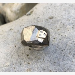 Facetteret slvring med guld