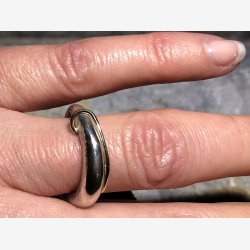 Slvring med 14 krt guldtrd