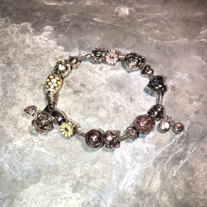 2.nd Hand - Spinning armbnd med charms